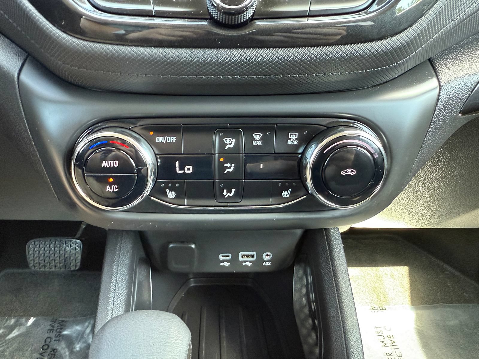 Certified 2022 Chevrolet TrailBlazer LT w/ Convenience Package AWD/4WD image 28