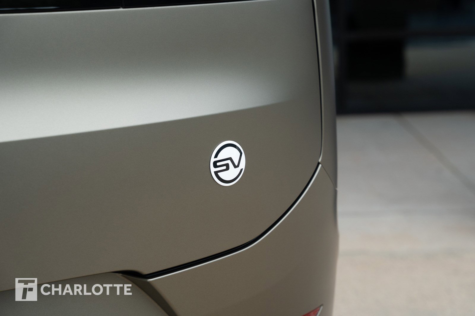 Used 2024 Land Rover Range Rover Sport SV Edition One Carbon Bronze image 17