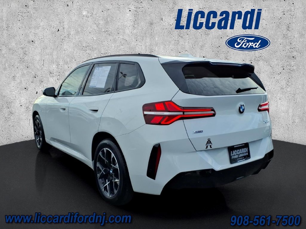 Used 2025 BMW X3 xDrive30i AWD/4WD image 4