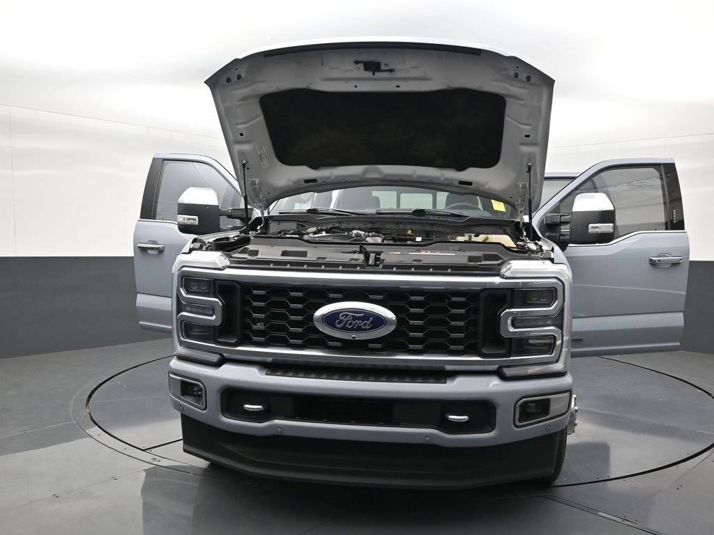 Used 2024 Ford F350 Platinum AWD/4WD image 33