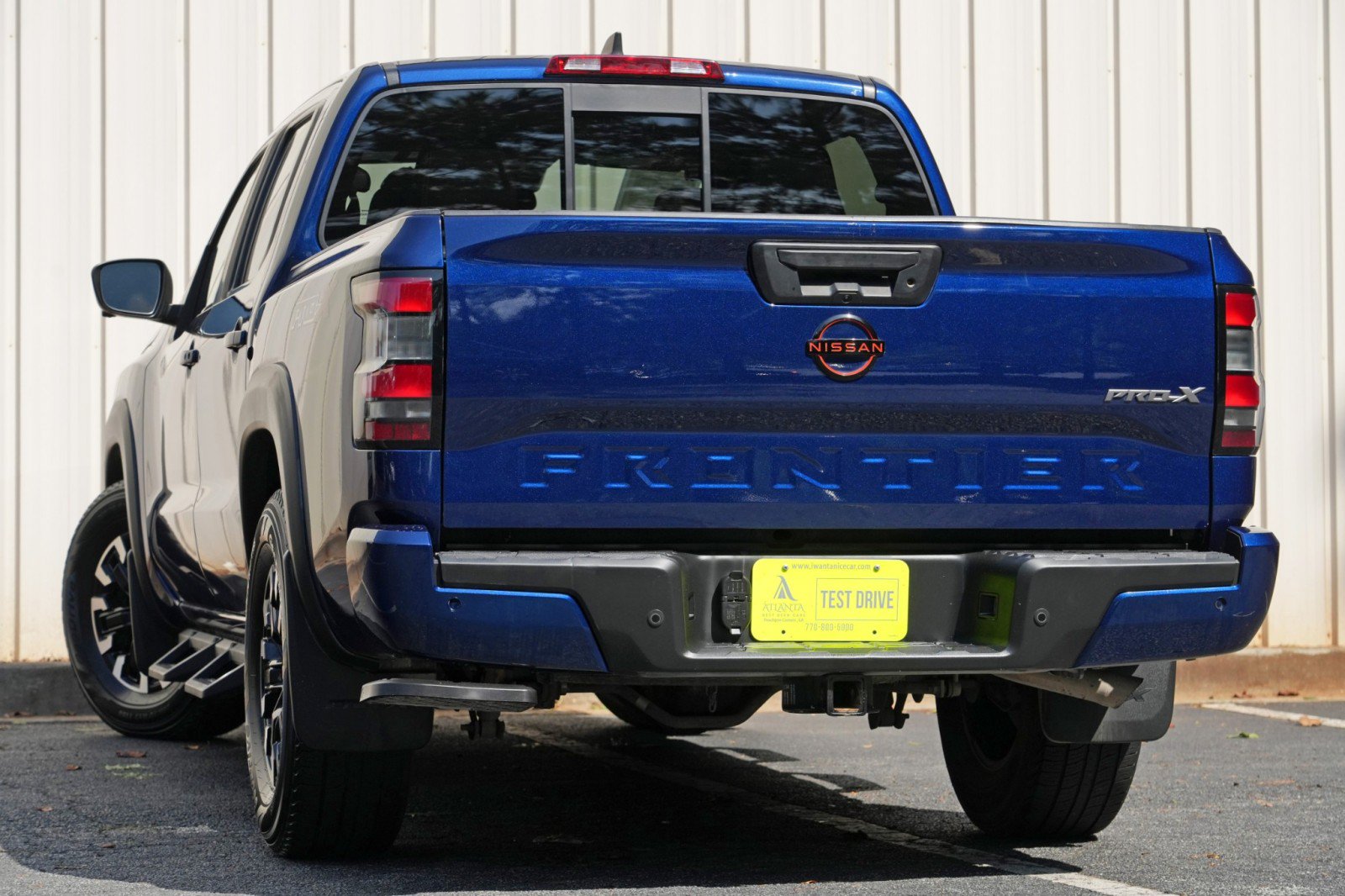 Used 2022 Nissan Frontier Pro-X RWD image 5