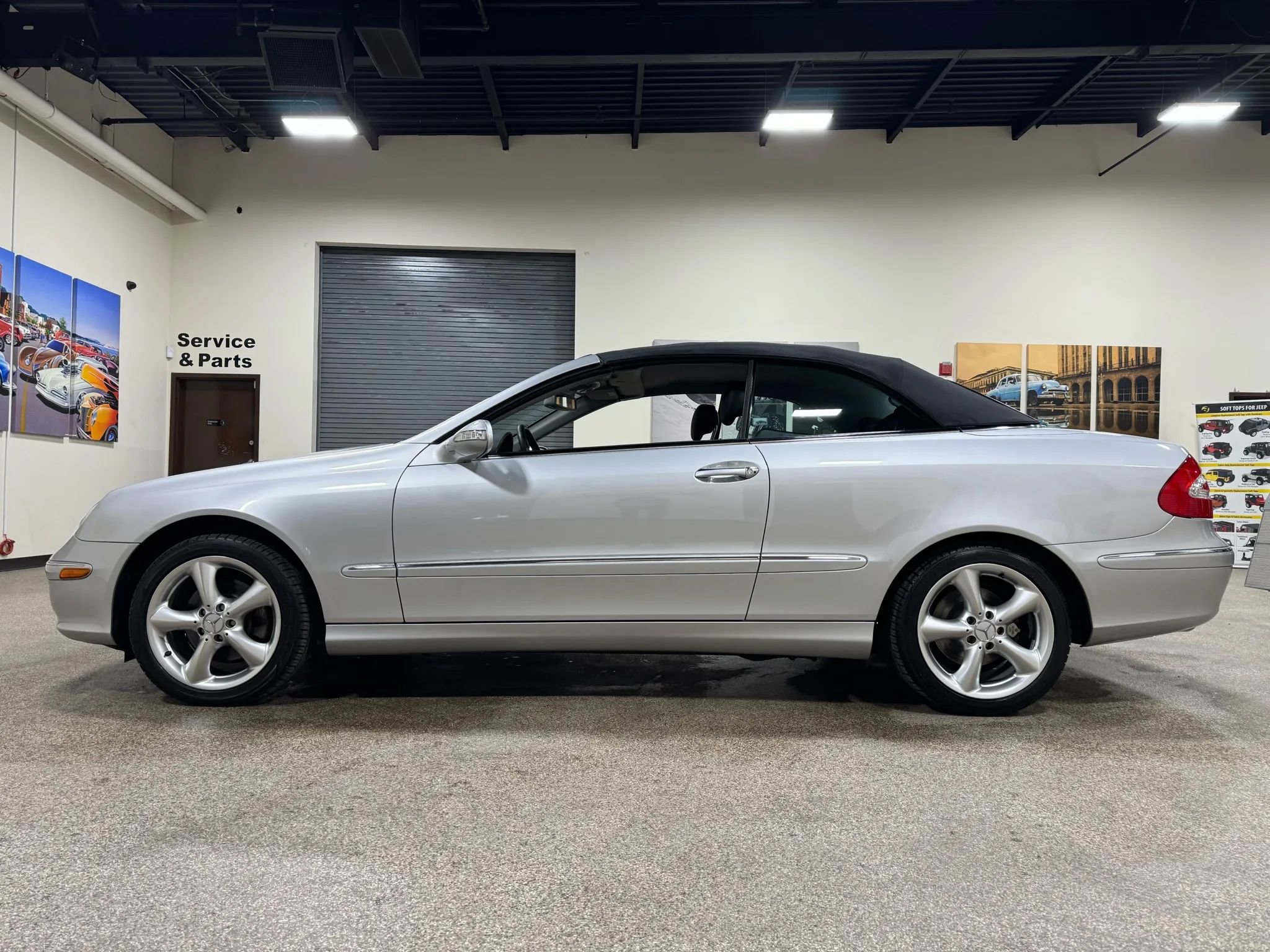 Used 2005 Mercedes-Benz CLK 320 Cabriolet image 8