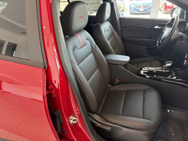 New 2026 Chevrolet Trax RS w/ Driver Confidence Package FWD image 18