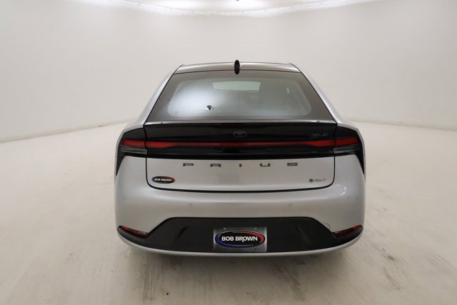 Used 2024 Toyota Prius XLE image 4