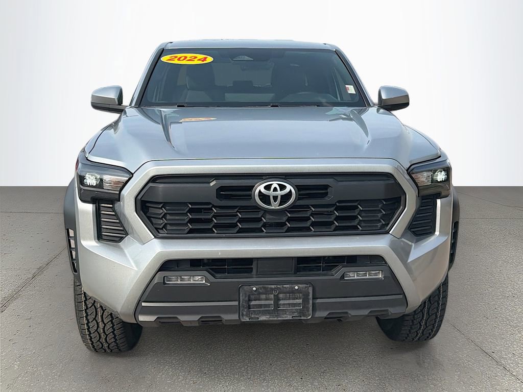 Used 2024 Toyota Tacoma TRD Off-Road image 9