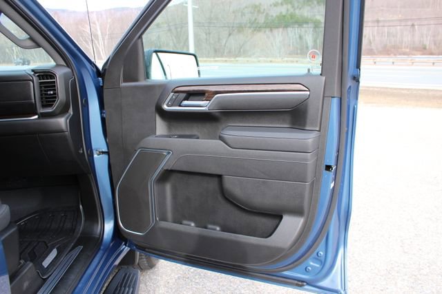 Used 2025 GMC Sierra 1500 Elevation image 52