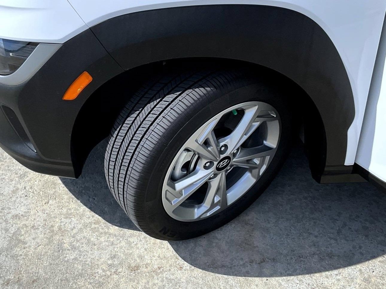 Certified 2023 Hyundai Kona SEL w/ Convenience Package AWD/4WD image 24