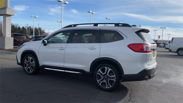 Used 2024 Subaru Ascent Limited w/ Technology Package image 7