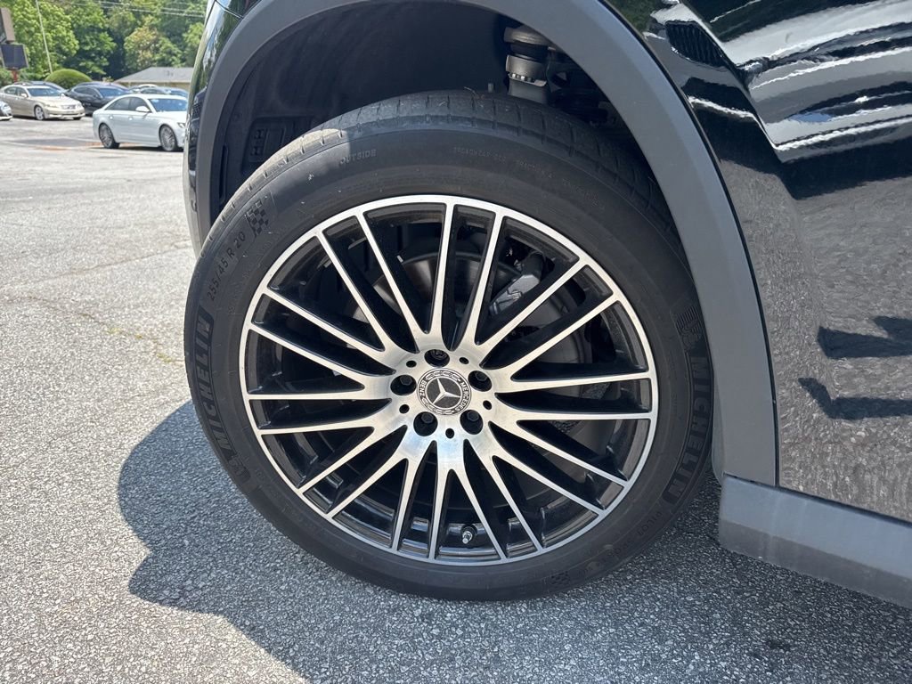 Used 2023 Mercedes-Benz GLC 300 w/ Exclusive Trim Package image 10