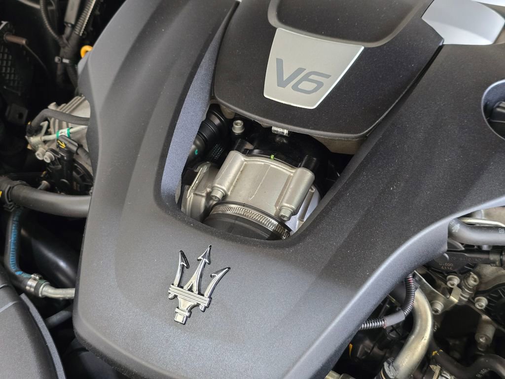 Used 2018 Maserati Ghibli image 30