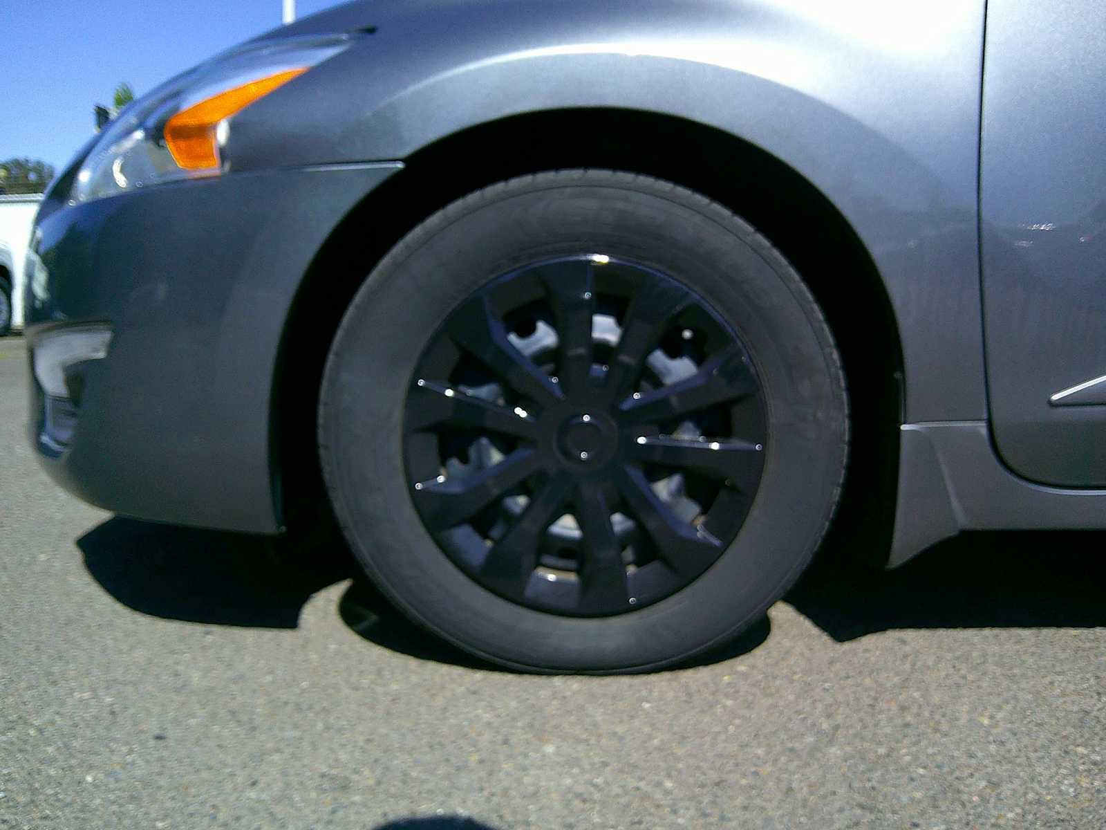 Used 2014 Nissan Altima 2.5 S w/ Display Audio Package FWD image 9