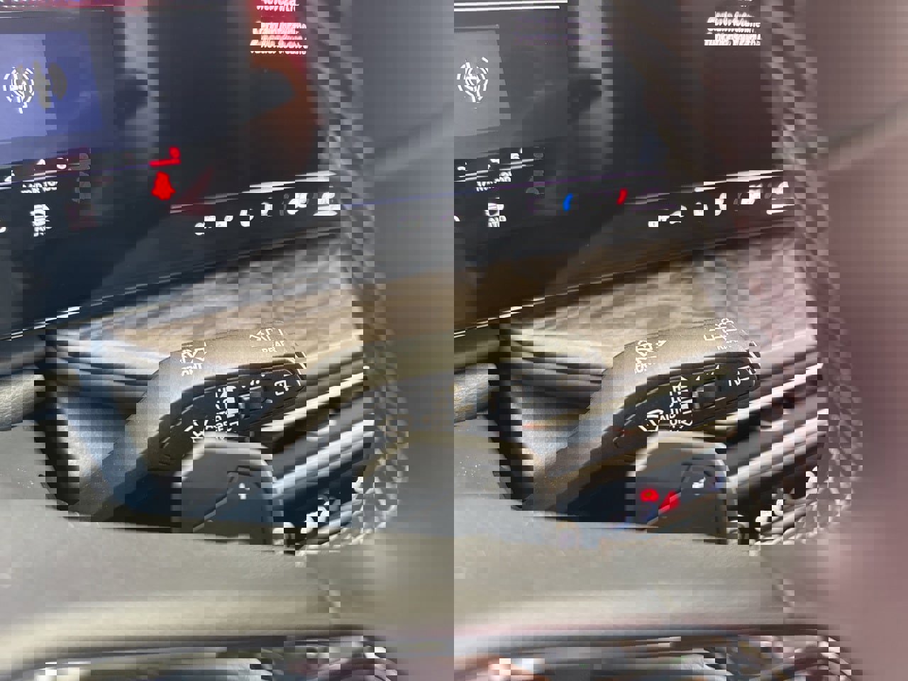 New 2025 Audi Q5 2.0T Premium Plus image 23