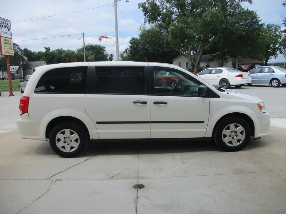 Used 2013 RAM C/V Tradesman FWD image 2