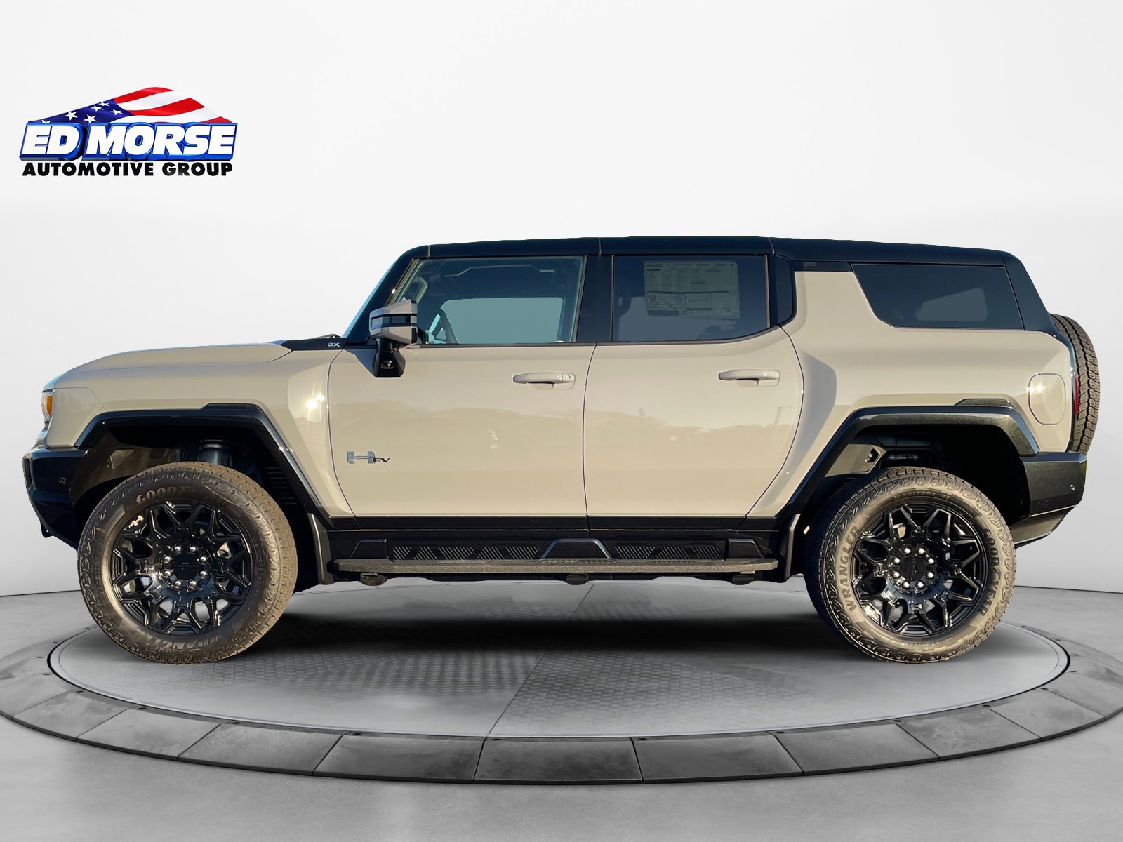 New 2025 GMC Hummer EV 2X image 2