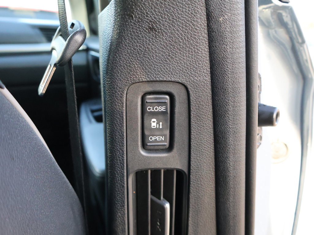 Certified 2025 Honda Odyssey Touring image 16