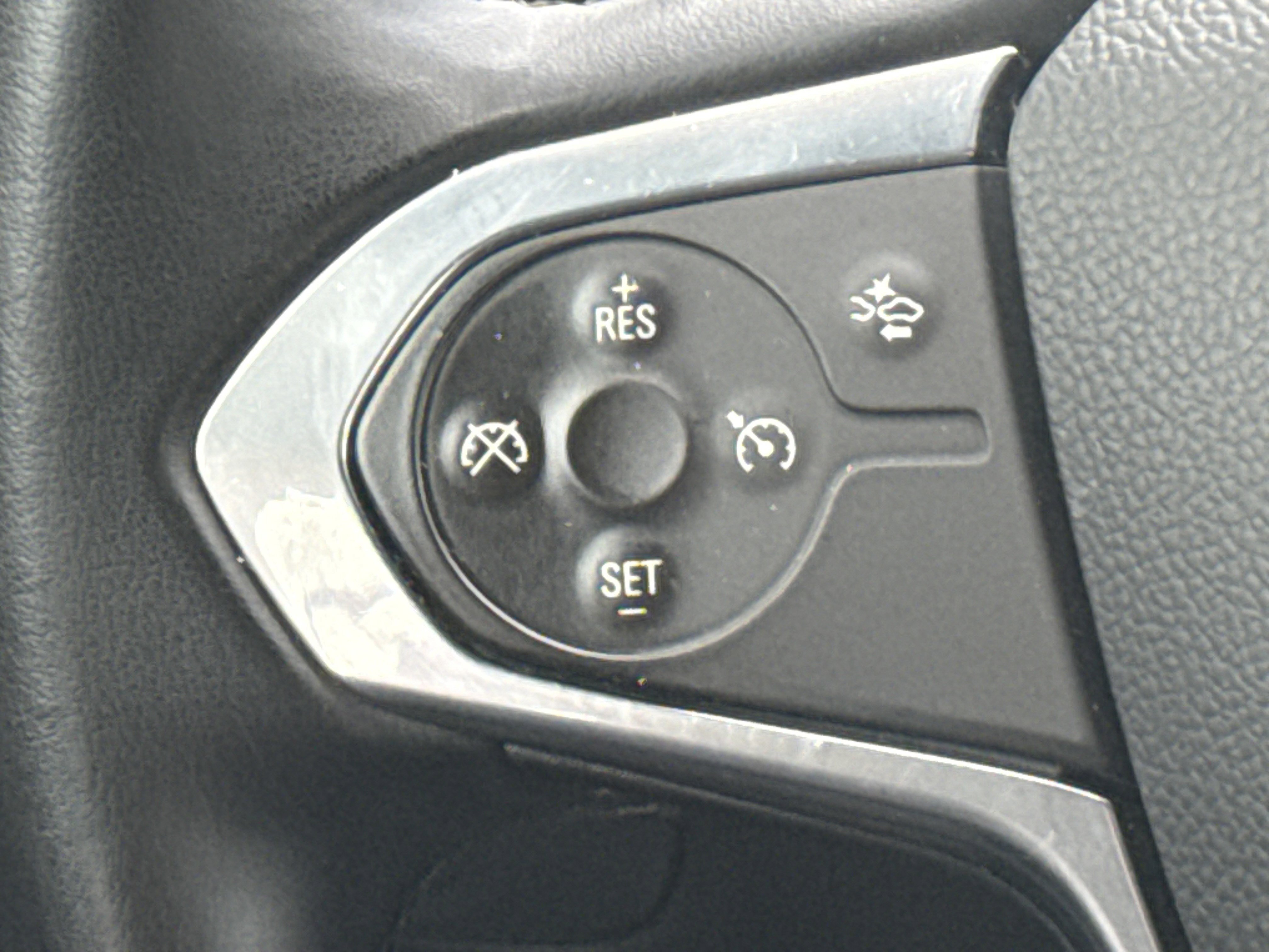 Certified 2024 Chevrolet Traverse LT image 19