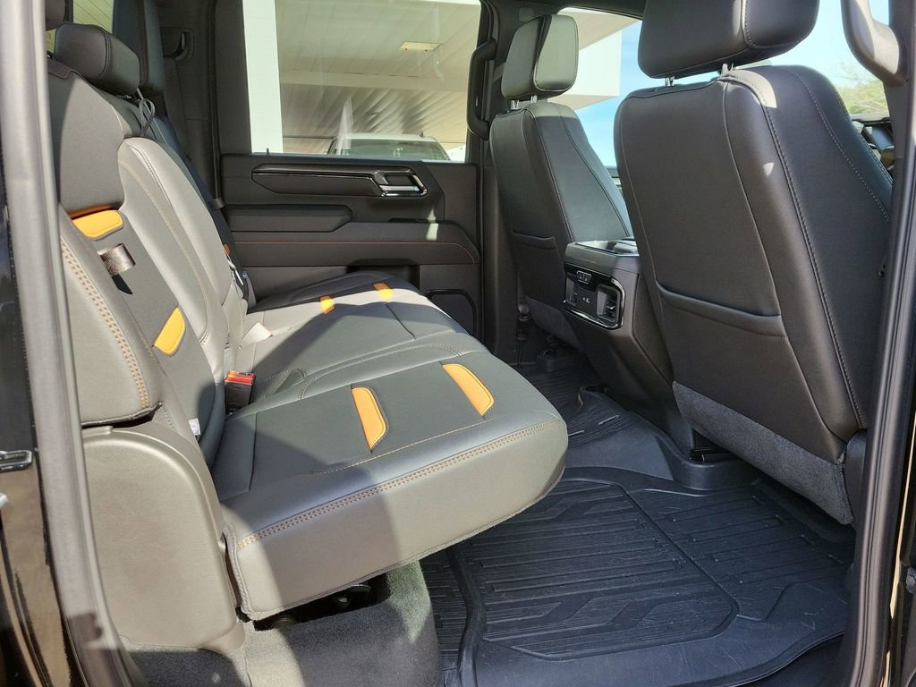 Certified 2025 GMC Sierra 2500 AT4 w/ AT4 Premium Plus Package image 28