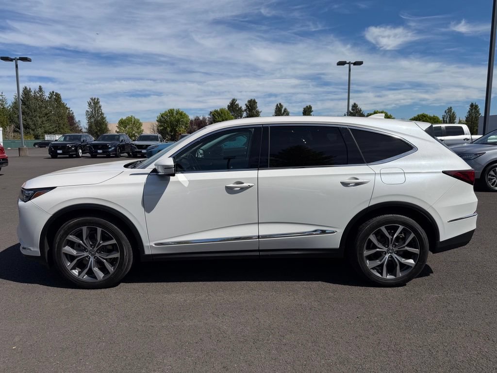 Used 2023 Acura MDX w/ Technology Package AWD/4WD image 5