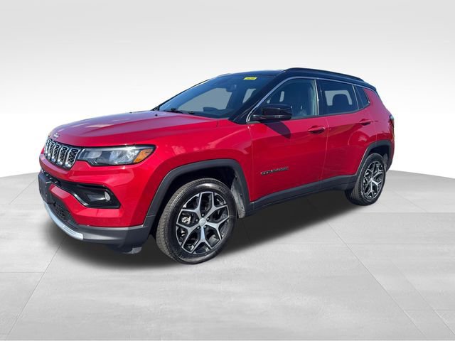 Used 2024 Jeep Compass Limited AWD/4WD image 1