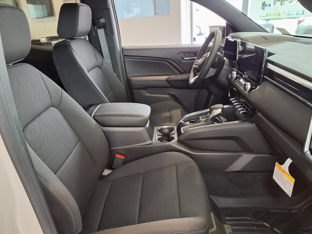 New 2026 GMC Canyon Elevation w/ Convenience Package RWD image 5