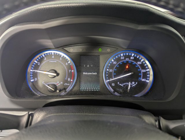 Used 2015 Toyota Highlander XLE image 12