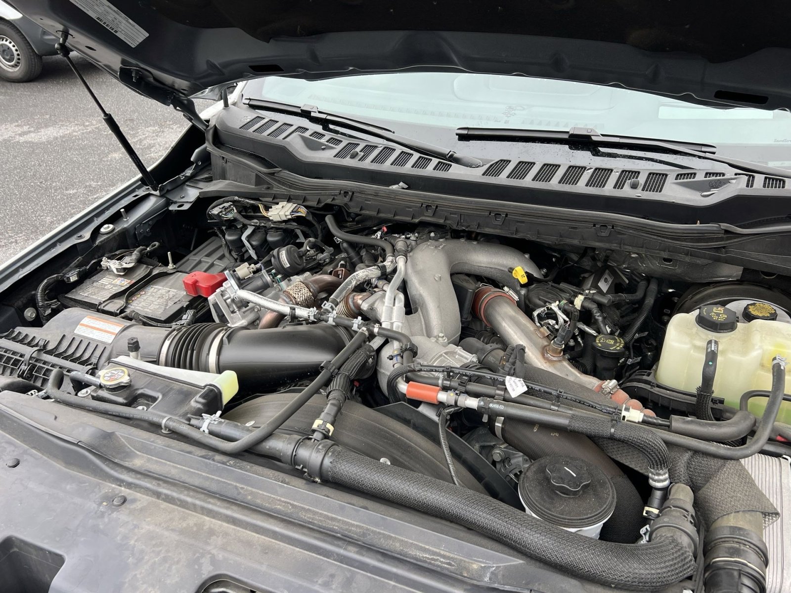 Used 2025 Ford F350 Platinum image 25