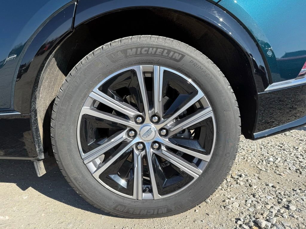 Certified 2024 Cadillac Lyriq Luxury w/ LPO, Floor Liner Package image 15