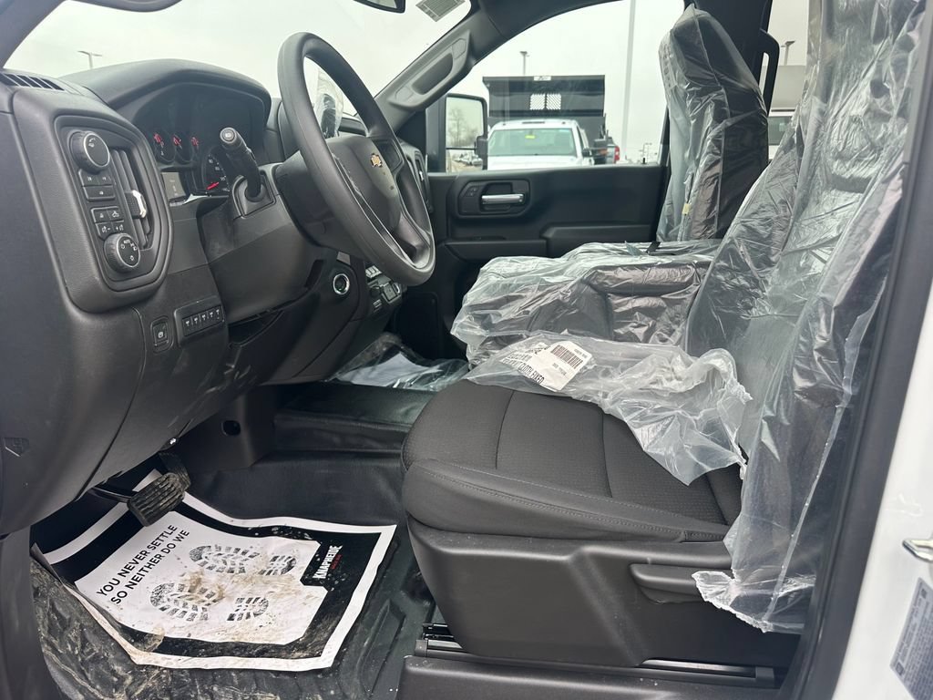 New 2026 Chevrolet Silverado 3500 W/T w/ WT Convenience Package AWD/4WD image 9