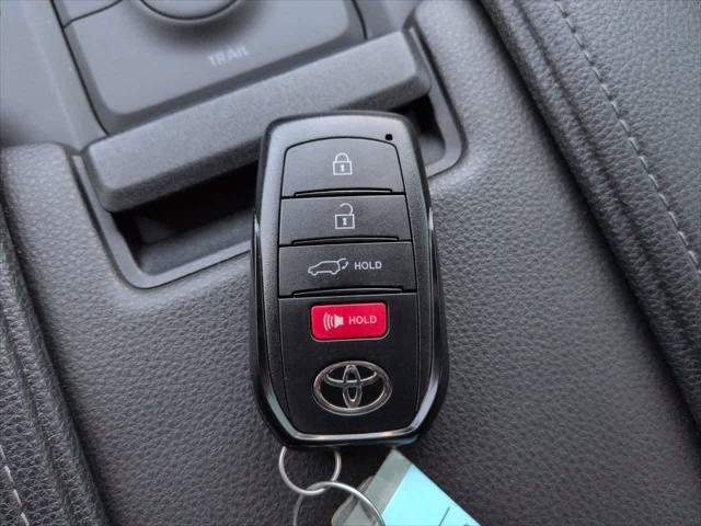 Certified 2026 Toyota Grand Highlander AWD Hybrid image 29