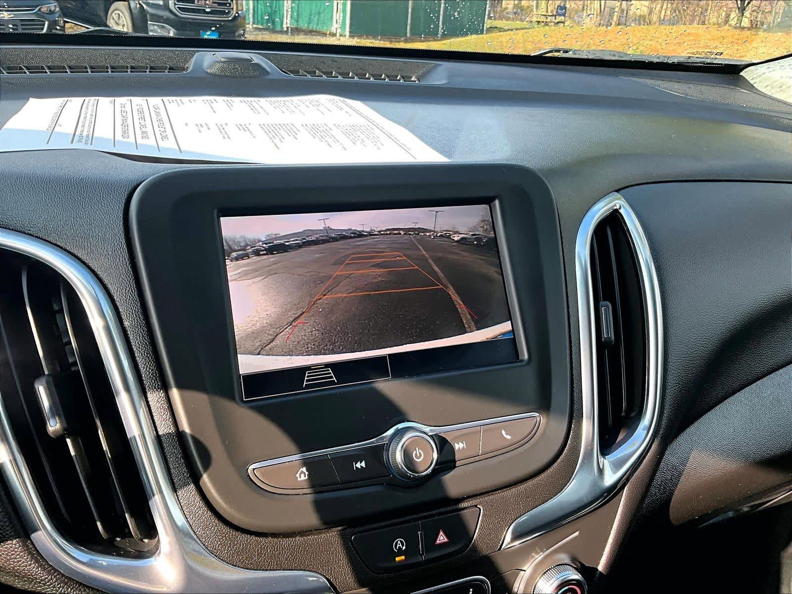Used 2024 Chevrolet Equinox LT image 18