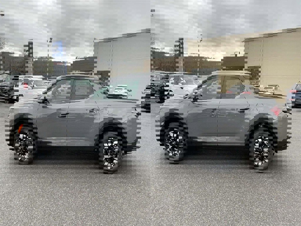 New 2026 Hyundai Santa Cruz SE image 2