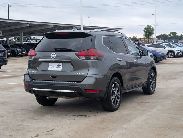 Used 2019 Nissan Rogue SV w/ Premium Package image 5