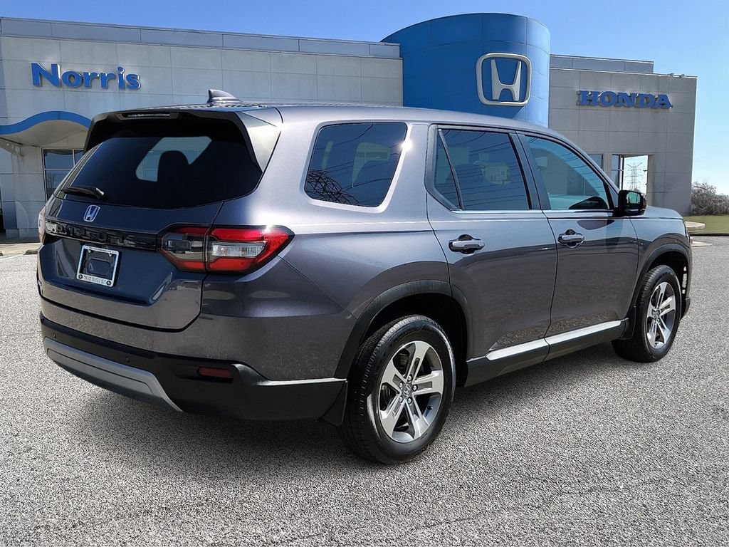 Used 2025 Honda Pilot EX-L image 4