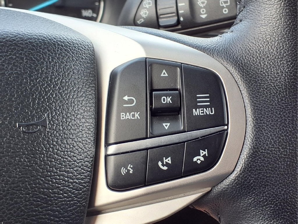 Used 2024 Ford Explorer XLT w/ Equipment Group 202A AWD/4WD image 20