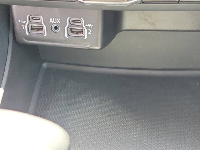 Used 2023 Dodge Durango GT RWD image 29