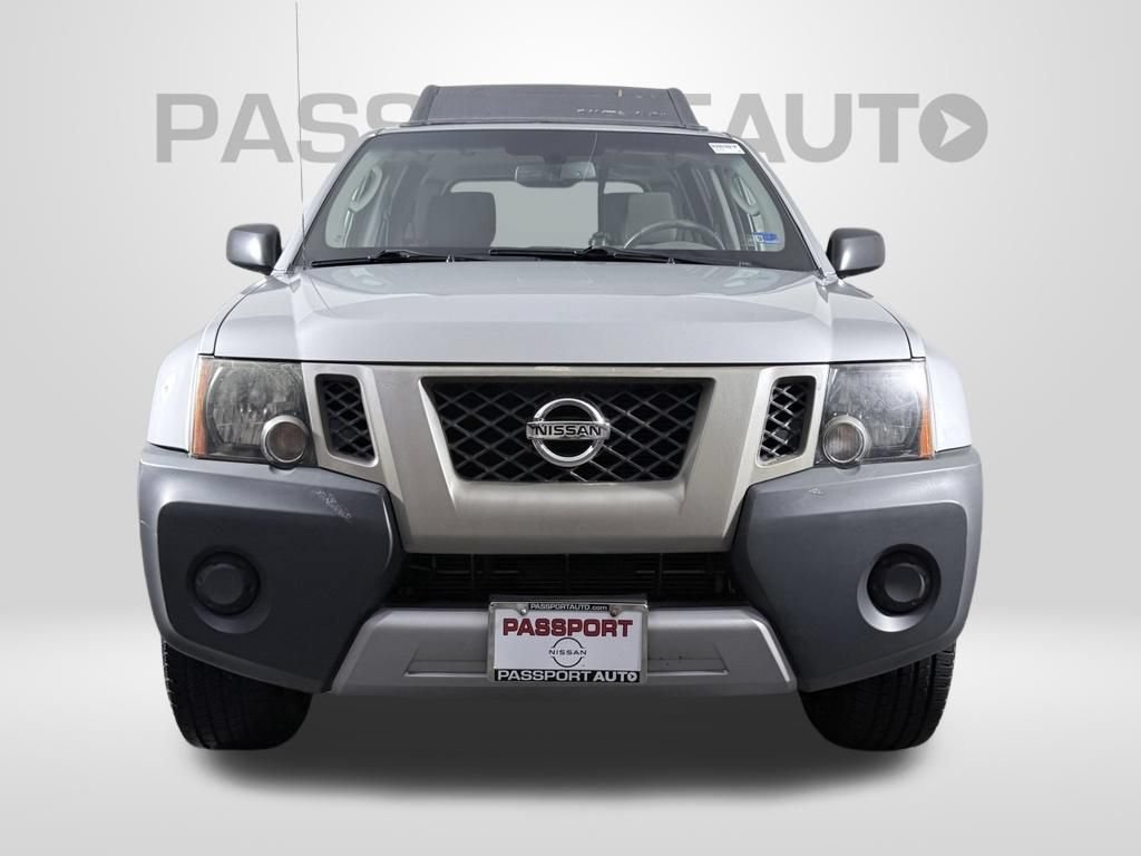 Used 2012 Nissan Xterra X RWD image 2