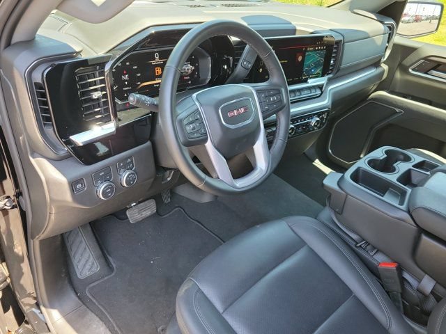 Used 2026 GMC Sierra 1500 SLT AWD/4WD image 9