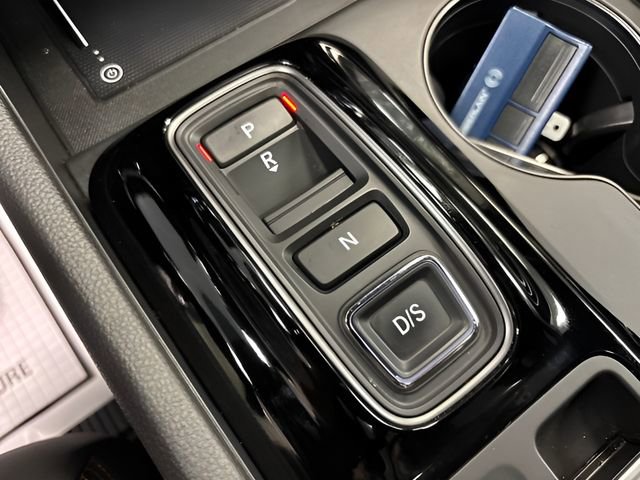 Used 2025 Honda Pilot TrailSport image 25