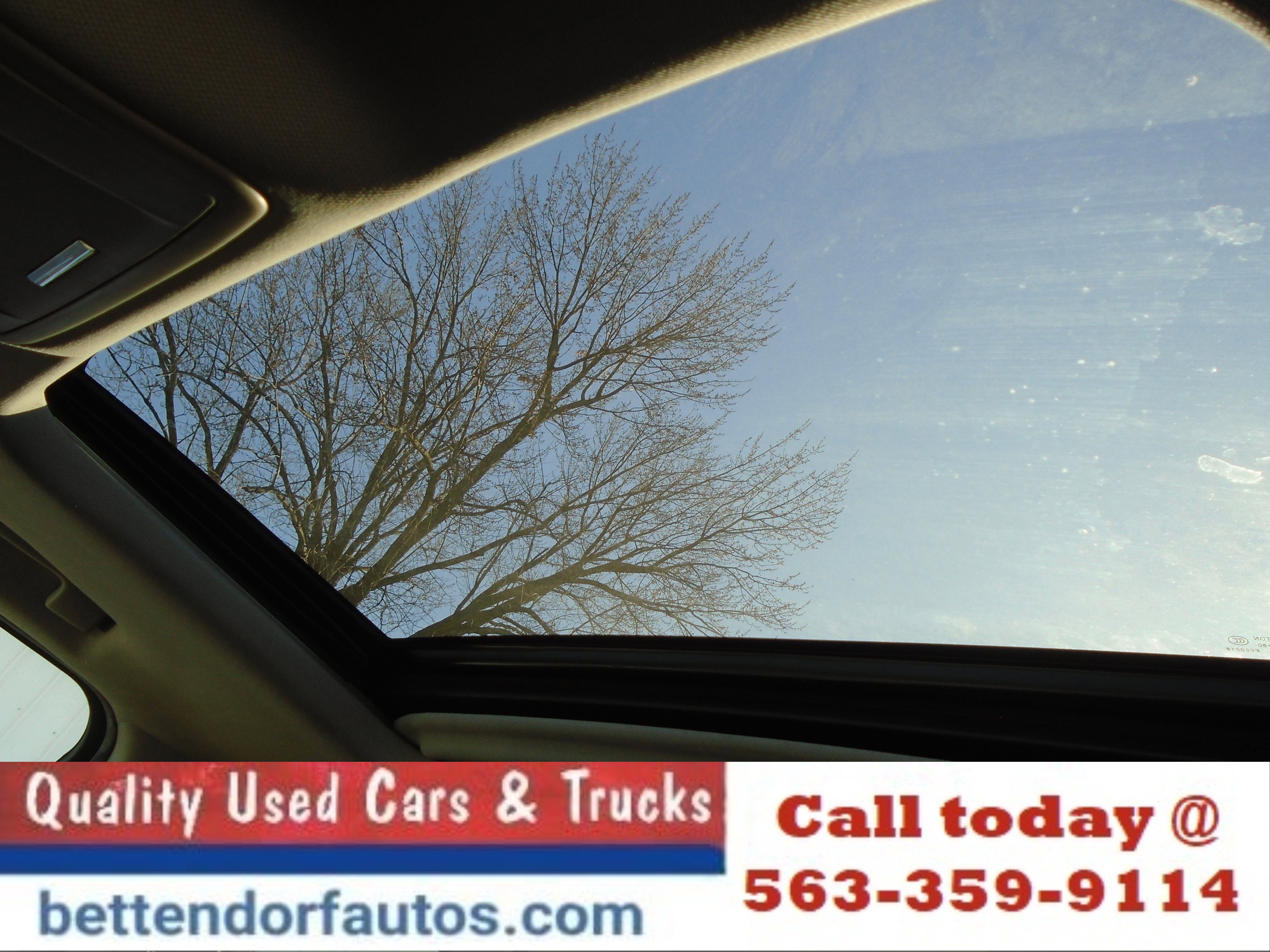 Used 2017 GMC Yukon XL SLT w/ Open Road Package image 22