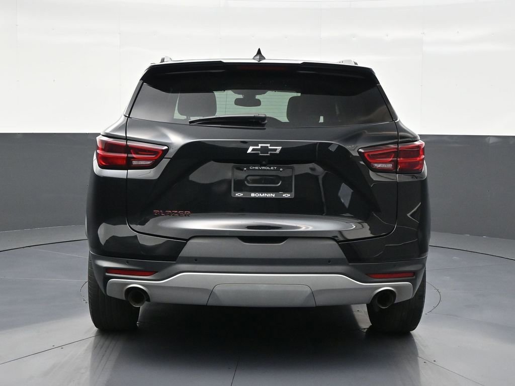 Used 2024 Chevrolet Blazer LT w/ Redline Edition image 4