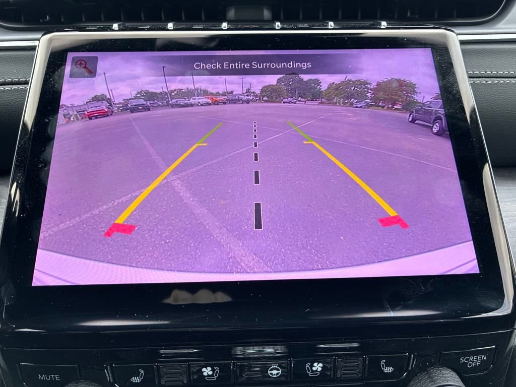 New 2025 Jeep Grand Cherokee Overland w/ Luxury Tech Group IV AWD/4WD image 21