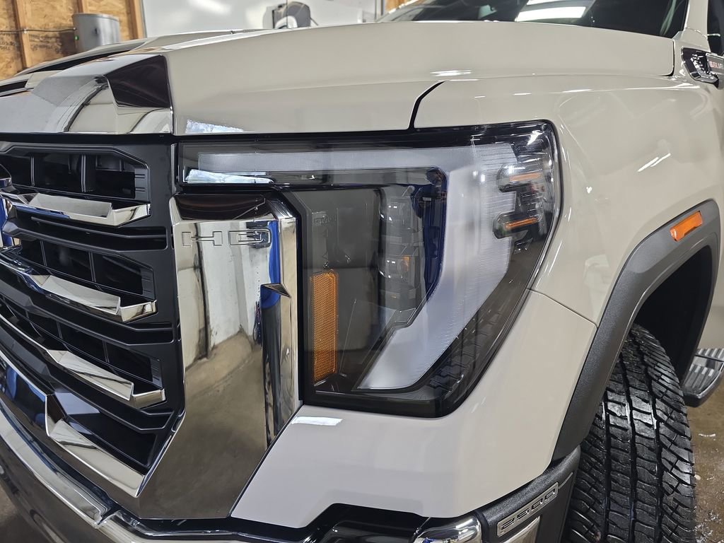 New 2026 GMC Sierra 2500 SLE AWD/4WD image 28