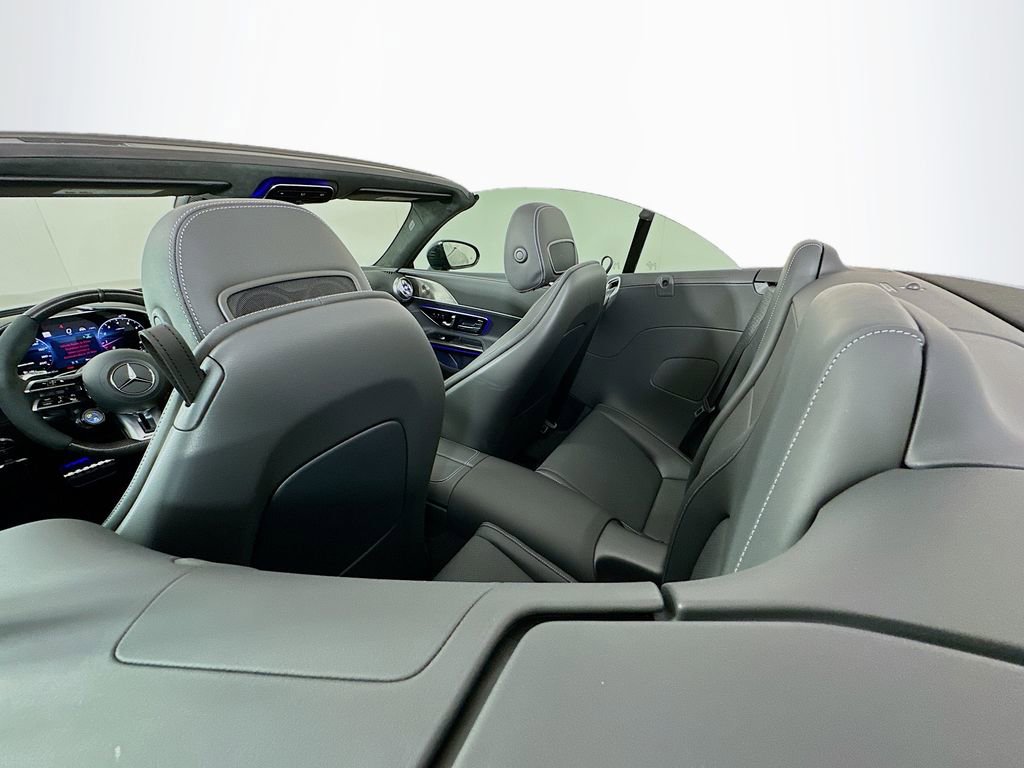 Used 2026 Mercedes-Benz SL 55 AMG 4MATIC image 24