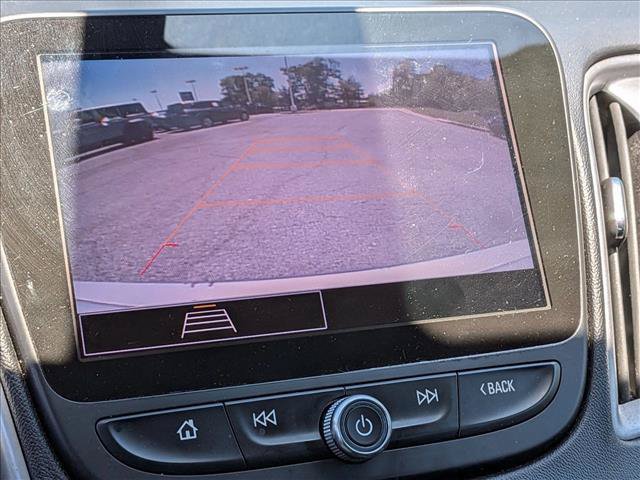 Used 2022 Chevrolet Malibu LT FWD image 4