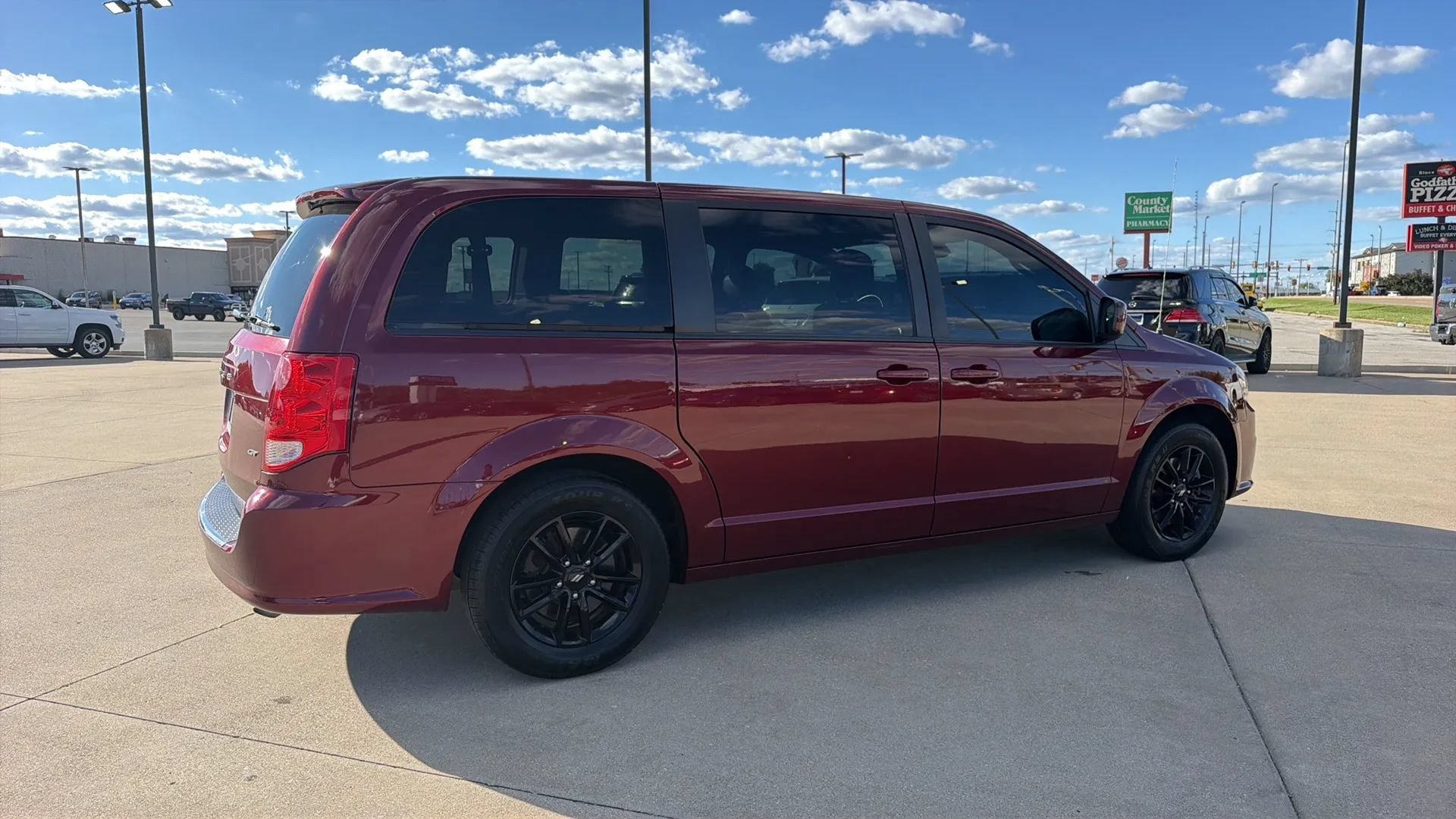 Used 2020 Dodge Grand Caravan GT FWD image 22