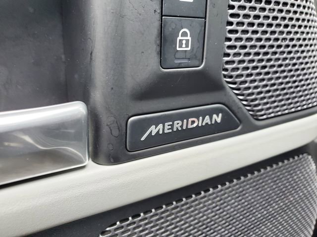 Used 2024 Land Rover Defender 110 S image 17