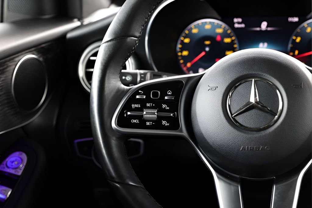 Used 2022 Mercedes-Benz GLC 300 4MATIC image 31