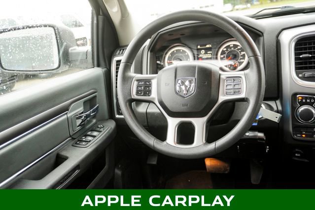 Used 2022 RAM 1500 Classic SLT image 9