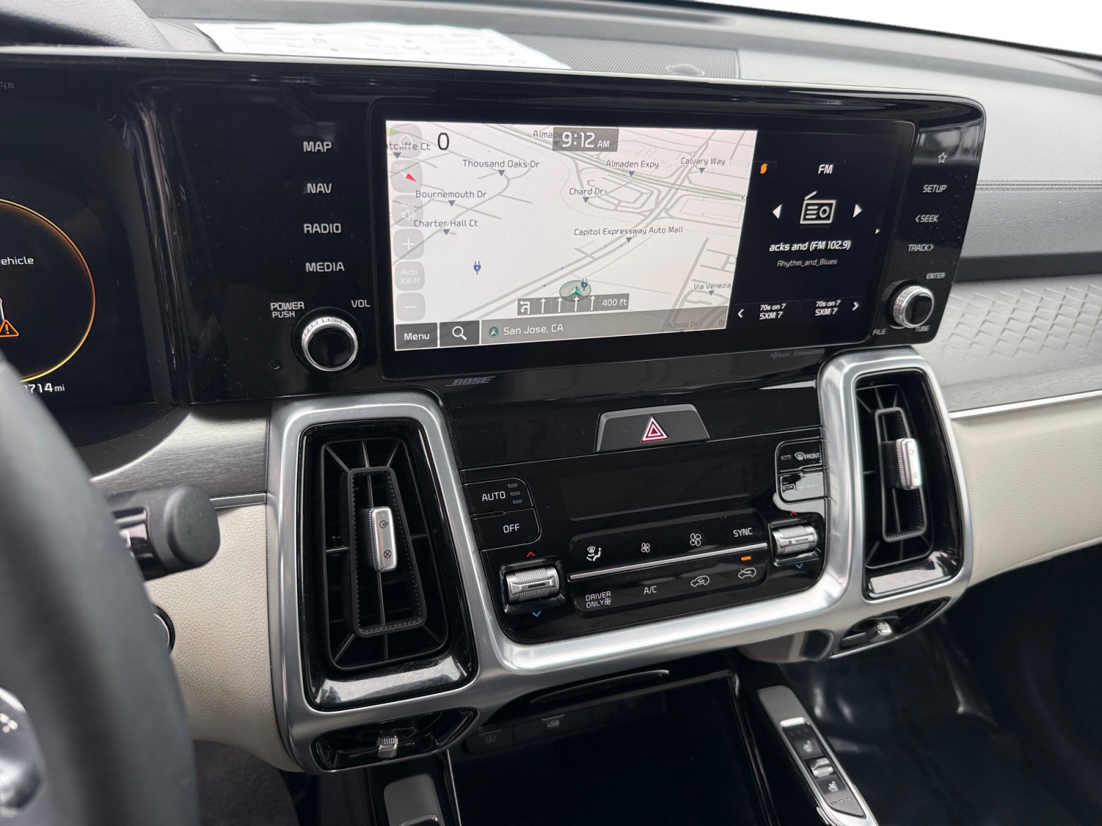 Used 2023 Kia Sorento SX Prestige AWD/4WD image 12