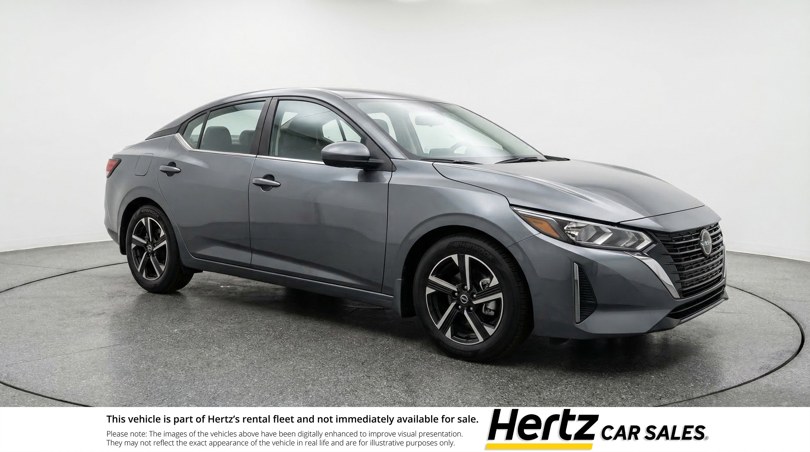 Used 2025 Nissan Sentra SV image 1